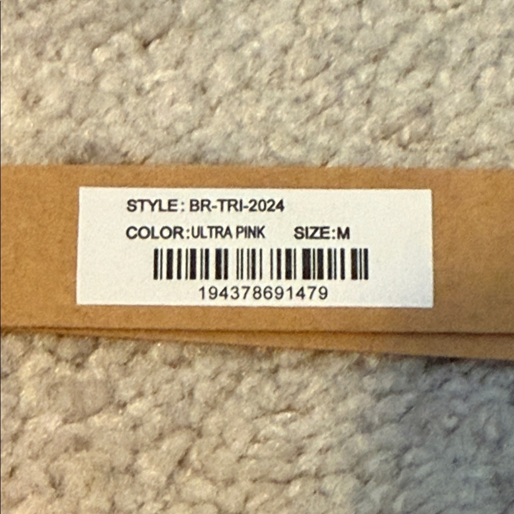 NWT Skims M limited edition ultra pink bralette - Picture 4 of 4